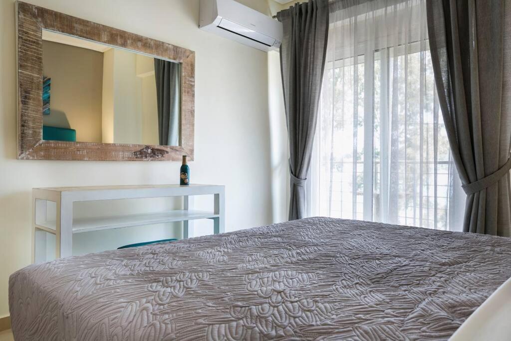 Eucalyptus Suite Sea View Karavomylos Exterior foto